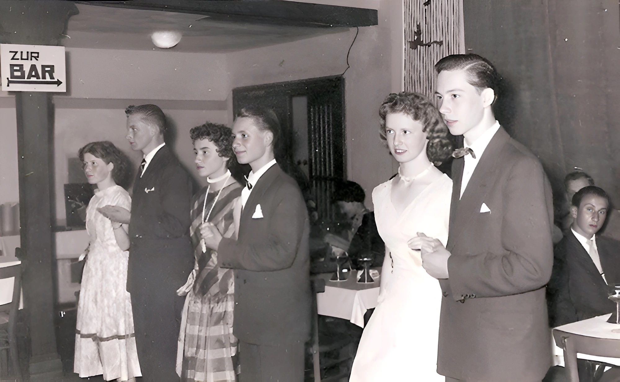 Bei einer Tanzstunde im Saalbau "Schipper" 1956